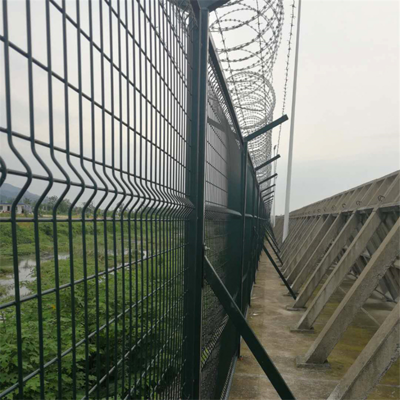 邊境Y型圍墻護(hù)欄網(wǎng)圖片1