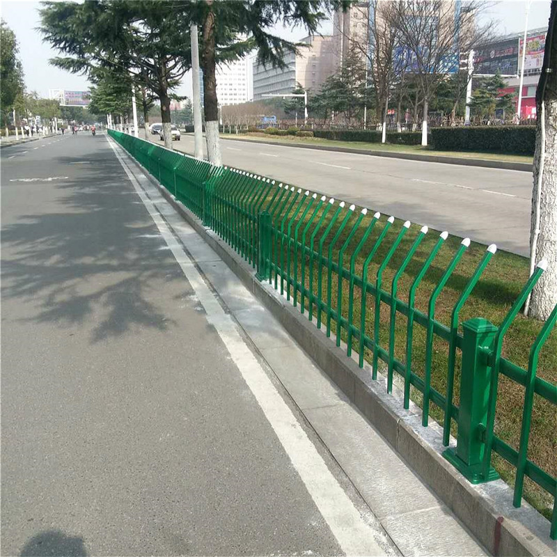 道路綠化帶護(hù)欄圖片1