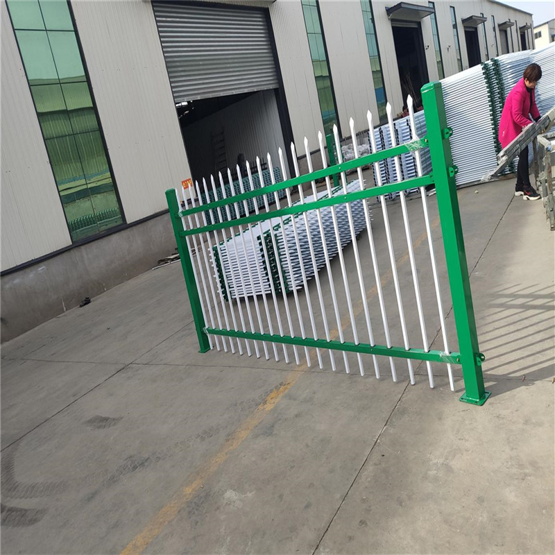 臨時(shí)隔斷護(hù)欄圖片2