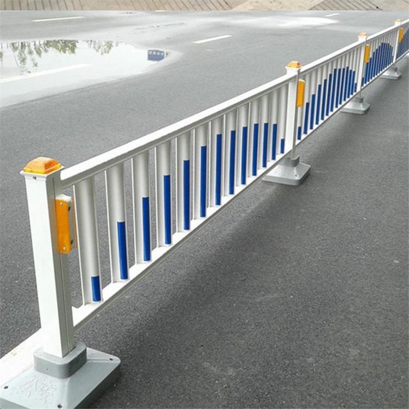 PVC道路護(hù)欄圖片4