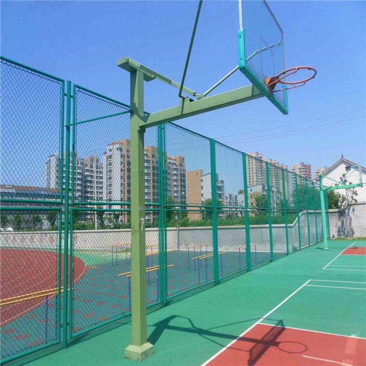 體育場(chǎng)隔離柵