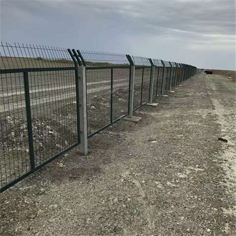 鐵路防護(hù)柵欄