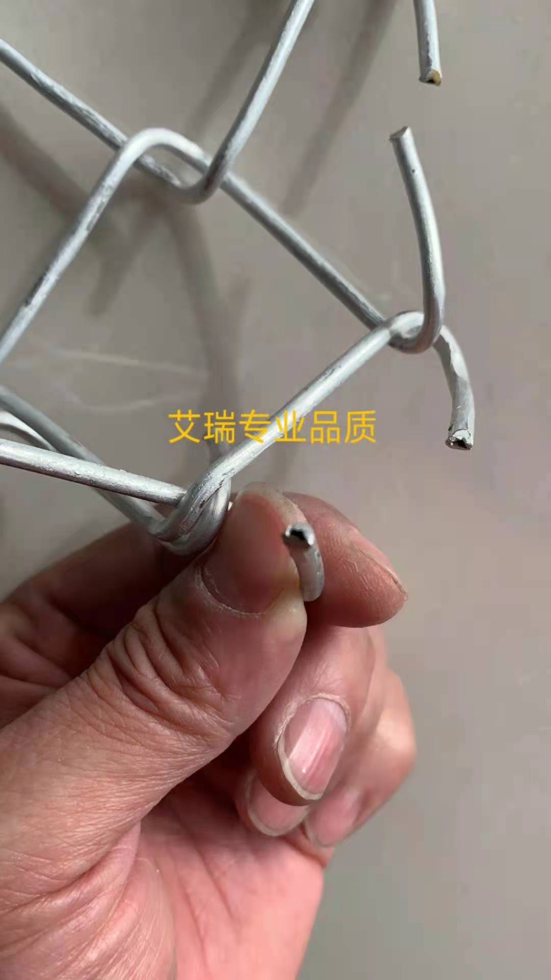 鋁包鋼機(jī)場(chǎng)圍界網(wǎng)圖片2