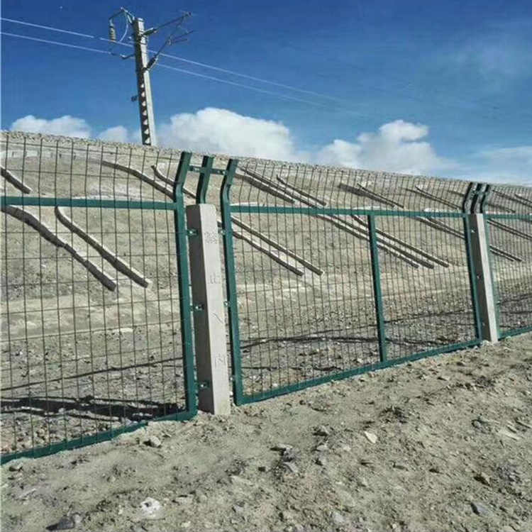 鐵路線路防護(hù)圍欄圖片3